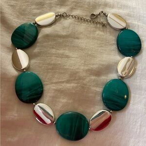 Green and Silver Tone Flat‎ Beads Chunky Necklace